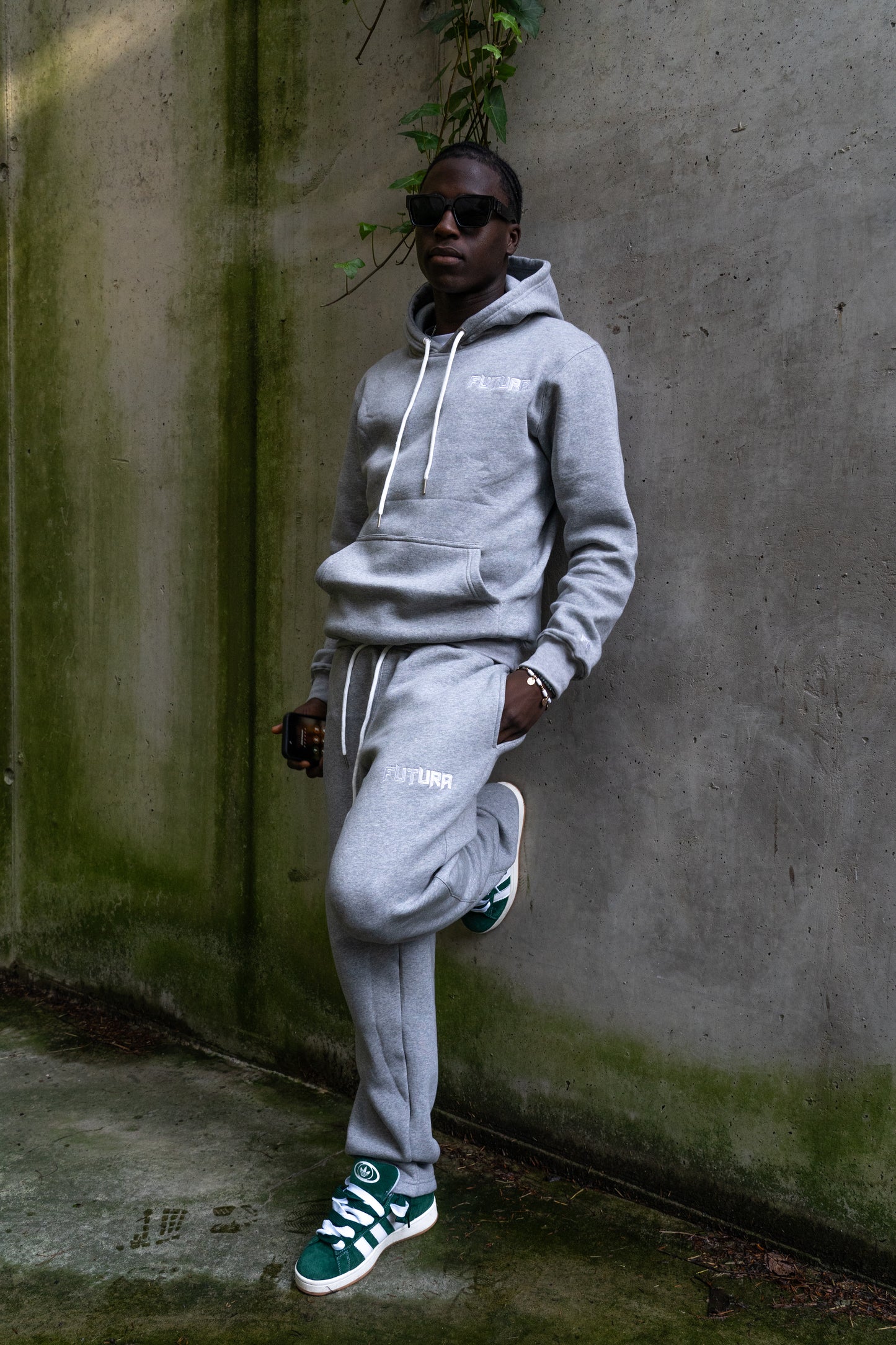 futura sweatpants grey