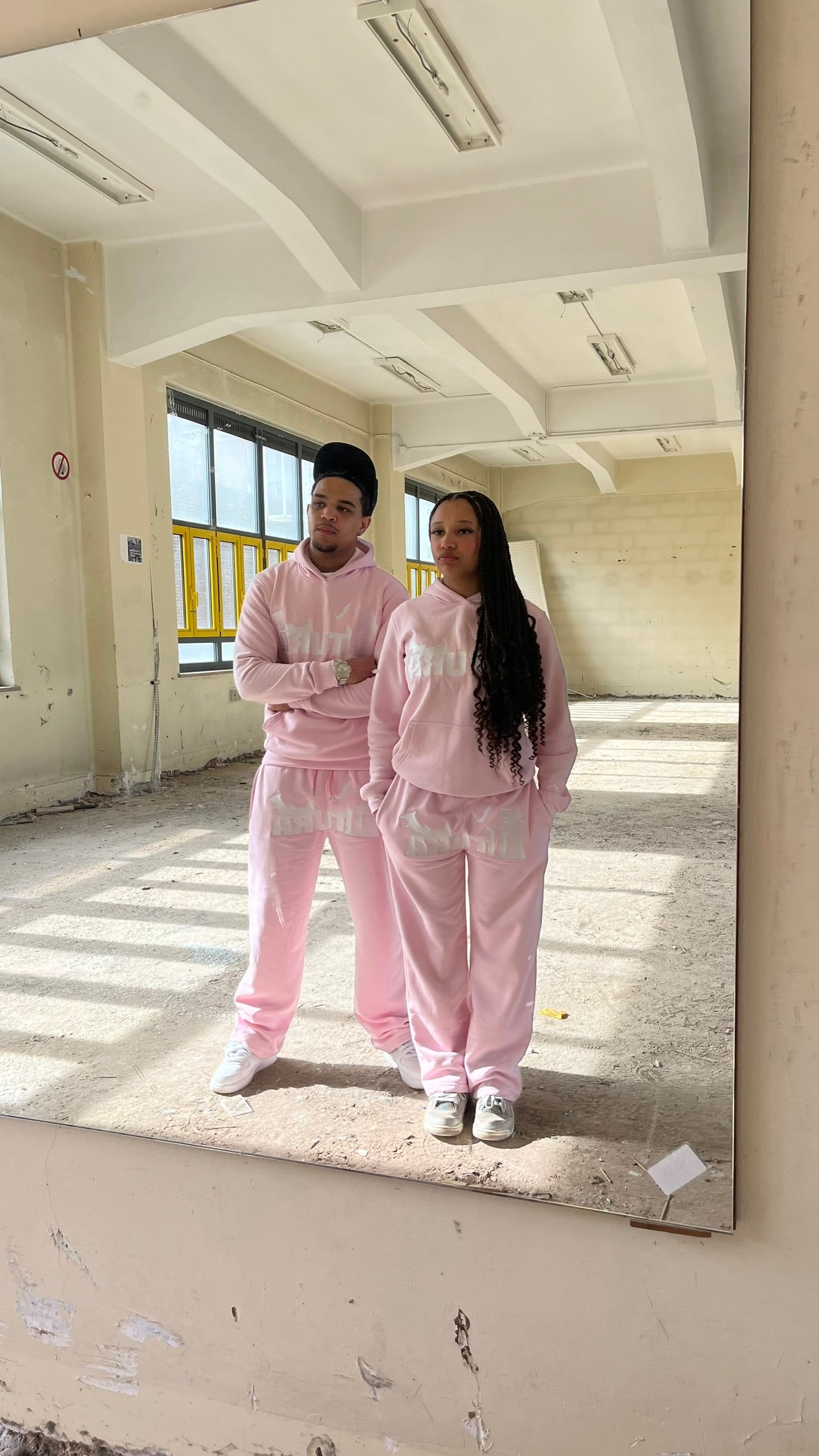 FUTURA HOODIE "PINK"