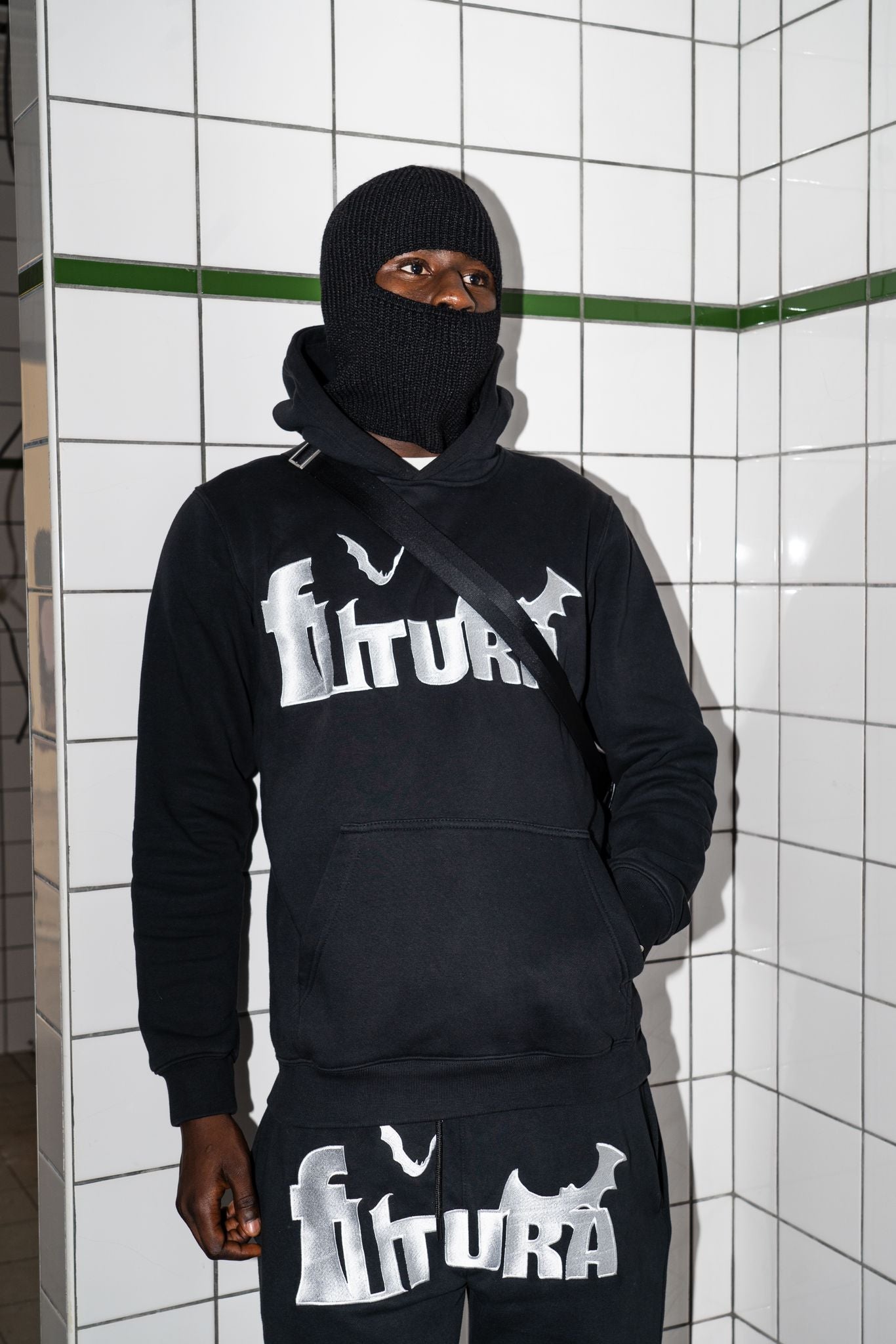 FUTURA HOODIE "BLACK"