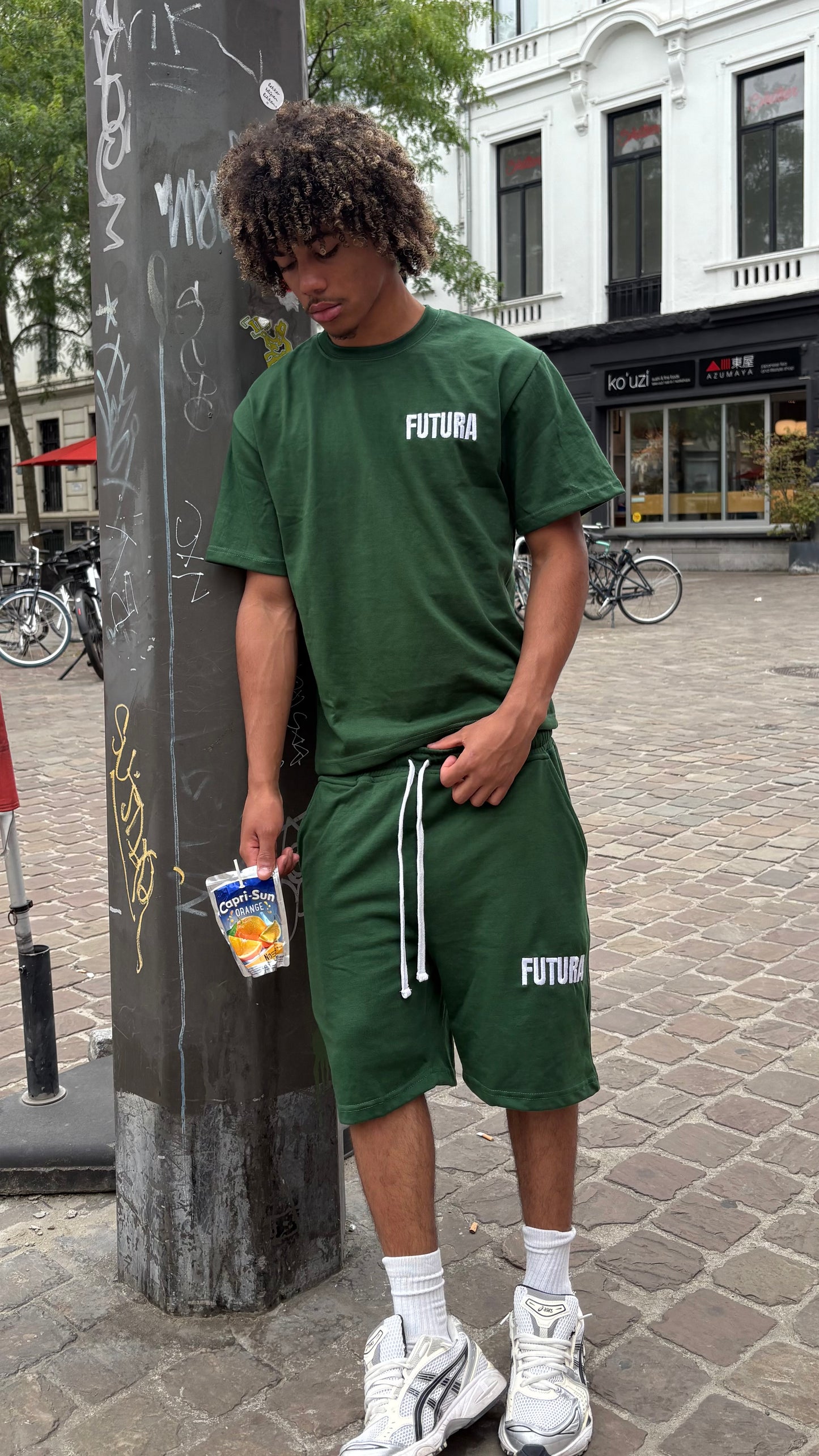 Futura short "green"
