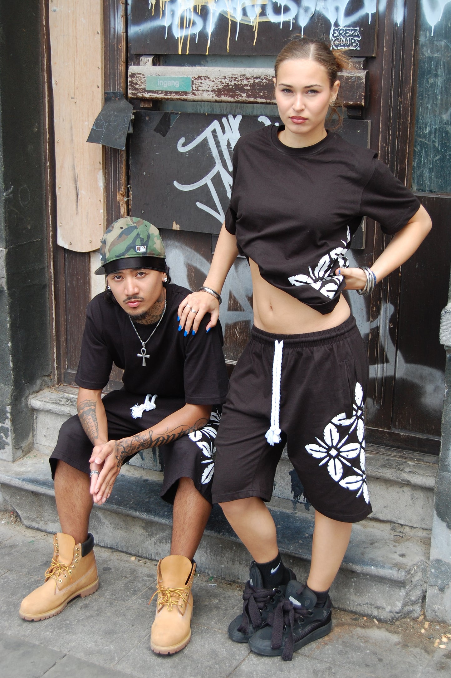 BROKEN BLOSSOM SHIRT - BLACK