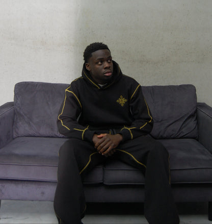 OUTLINED JOGGER - BLACK