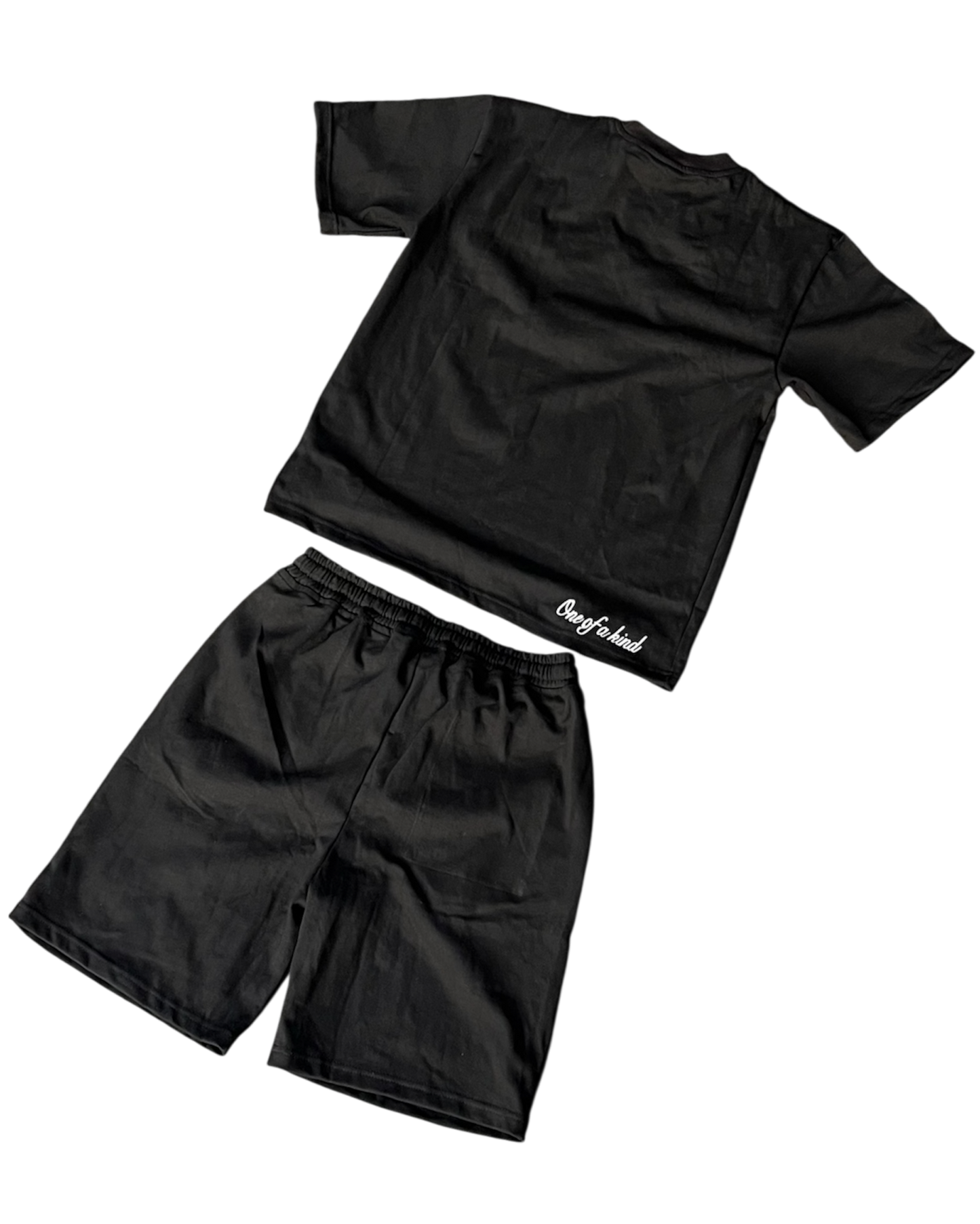 futura short "black"